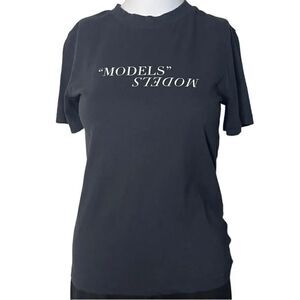 Kendall & Kylie Models Short Sleeve T- shirt Black & White Size XS